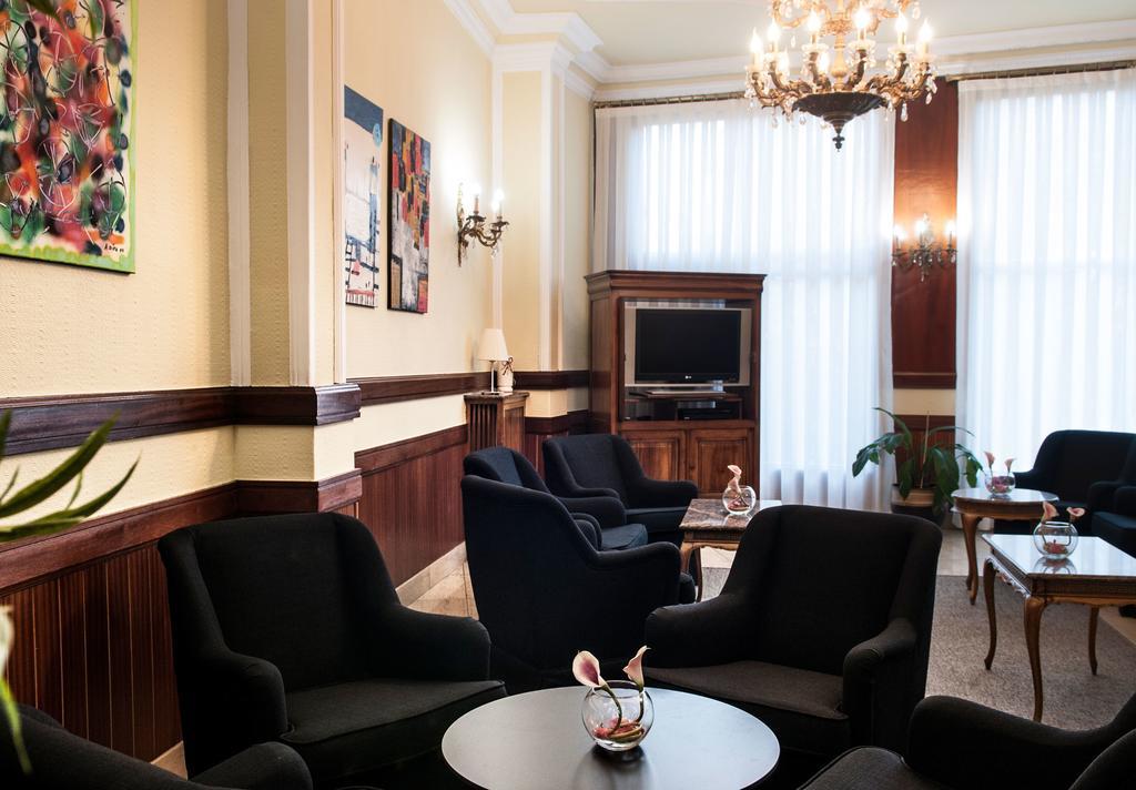 Hotel Madrid Bierzo Ponferrada Kültér fotó