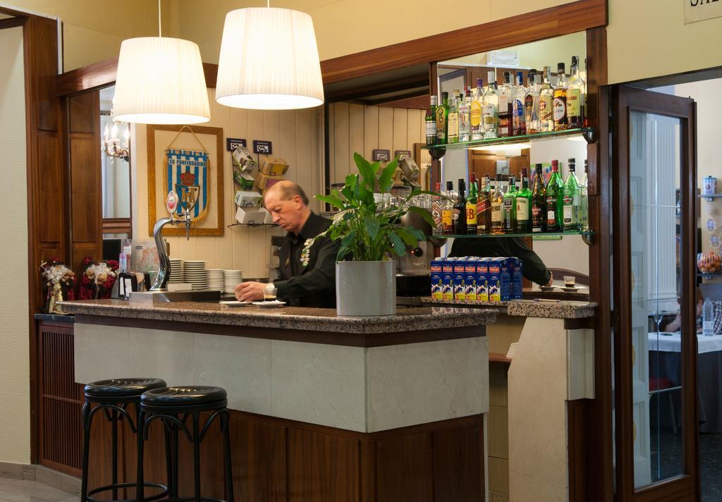 Hotel Madrid Bierzo Ponferrada Kültér fotó
