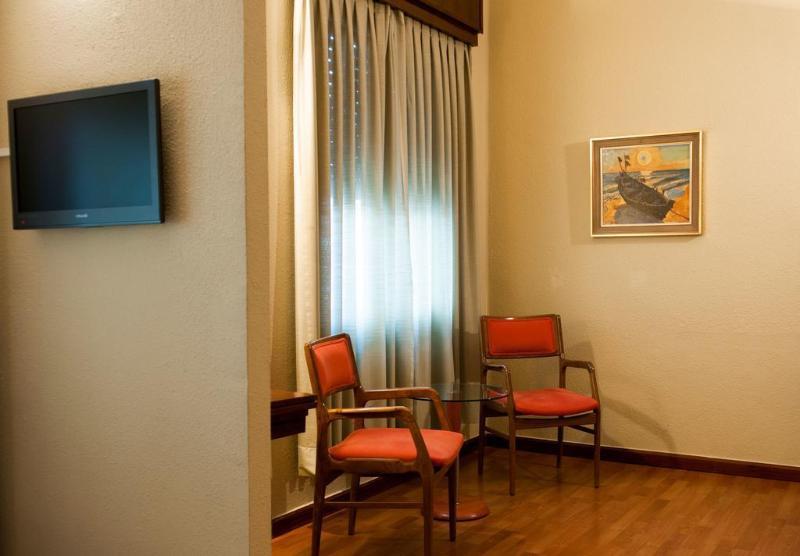 Hotel Madrid Bierzo Ponferrada Kültér fotó