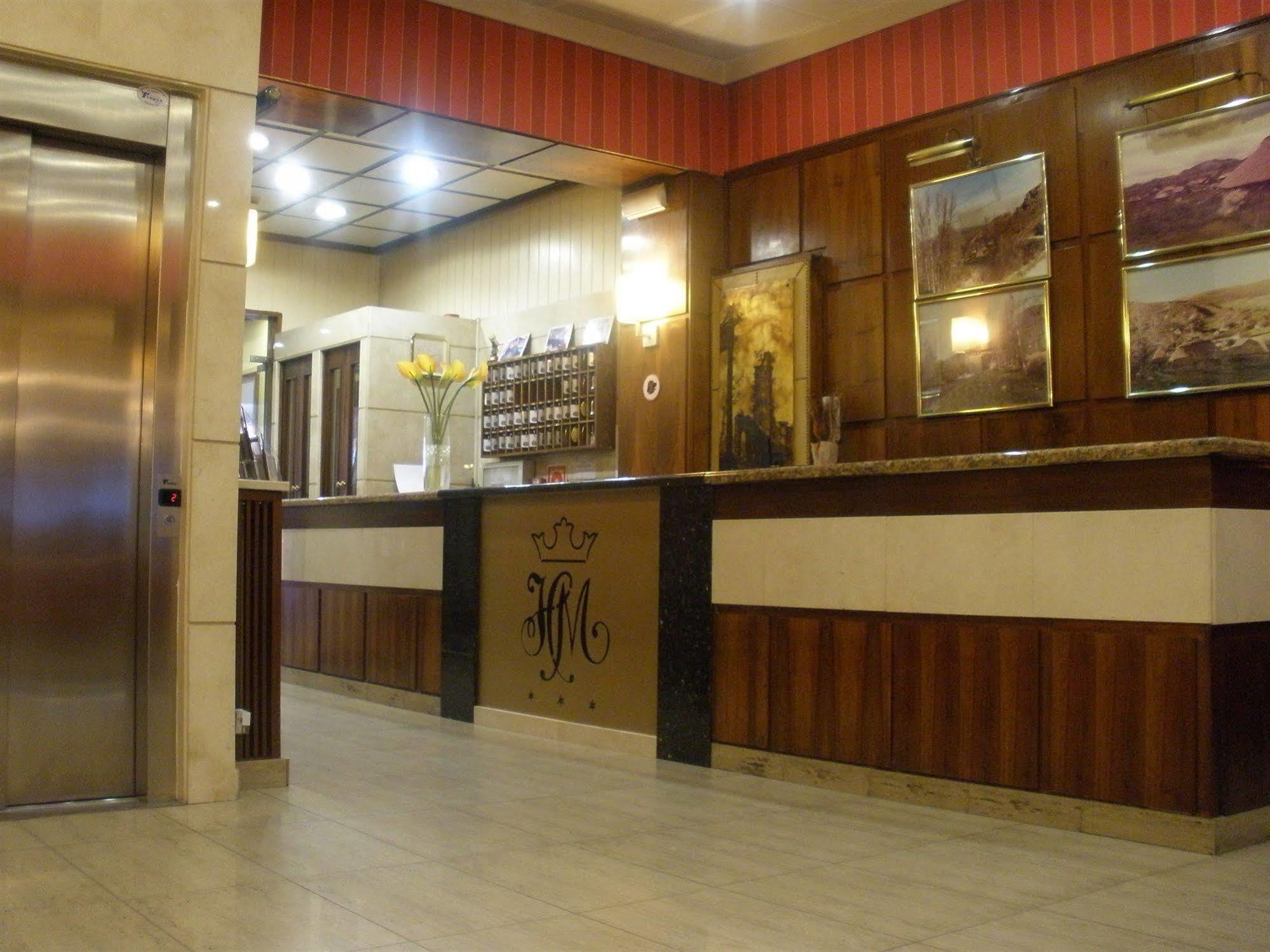 Hotel Madrid Bierzo Ponferrada Beltér fotó